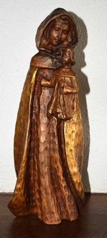 Statue Marie en terre cuite 34 cm