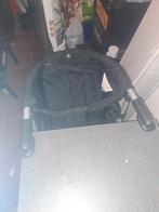 Siège de table suspendue.