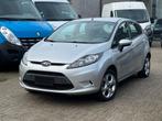Ford Fiesta//Essence, 1242 cm³, Argent ou Gris, Achat, Entreprise