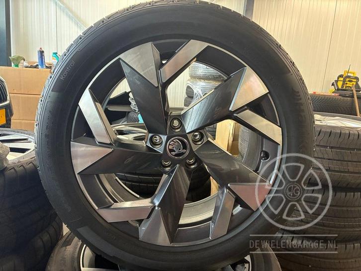 19 inch Skoda Kodiaq TIRSULI Origineel NIEUW Sportline 5x112, Auto-onderdelen, Banden en Velgen, Banden en Velgen, Zomerbanden