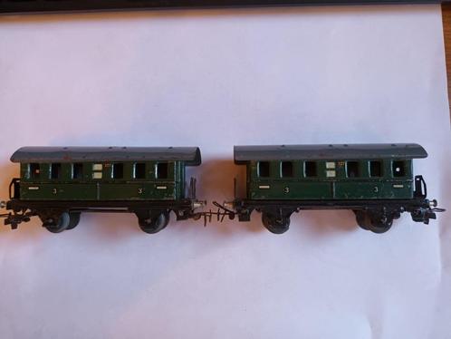 2 Marklin 327 oude metalen personenwagen, Hobby en Vrije tijd, Modeltreinen | H0, Gebruikt, Wagon, Wisselstroom, Märklin, Ophalen of Verzenden