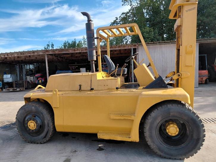 caterpillar 12ton diesel met slechts 5200uren in topstaat, Zakelijke goederen, Machines en Bouw | Heftrucks en Intern transport