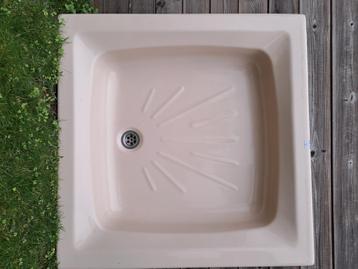 Douchebak 80x80x17cm Acryl beige beschikbaar voor biedingen