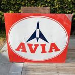 groot vintage aluminium reclamebord AVIA, Verzamelen, Ophalen, Zo goed als nieuw, Reclamebord