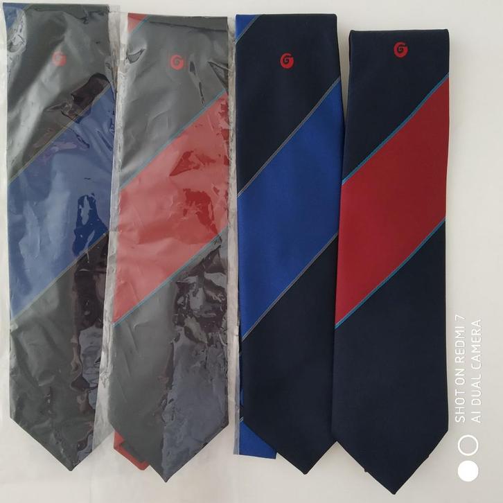 Cravates vintage José Piscador SOCIETE GENERALE DE BANQUE., Kleding | Heren, Stropdassen, Nieuw, Met patroon, Blauw, Ophalen of Verzenden