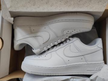 Nike Air Force 1 '07 maat 40 beschikbaar voor biedingen