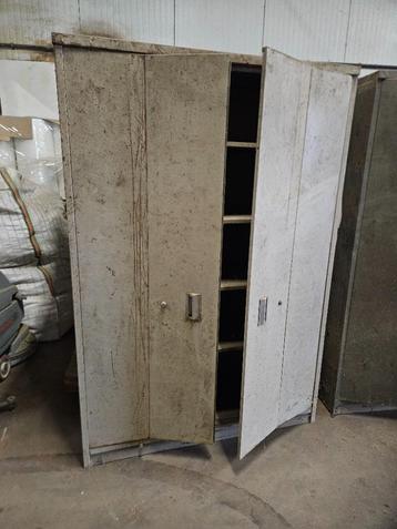 2 x Metalen dossierkast / opbergkast / archiefkast beschikbaar voor biedingen