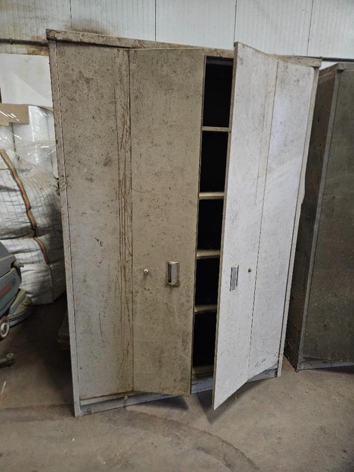 2 x Metalen dossierkast / opbergkast / archiefkast, Huis en Inrichting, Kasten | Lockerkasten, Gebruikt, Ophalen