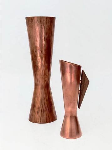 vaas opaline glas wit beschikbaar voor biedingen