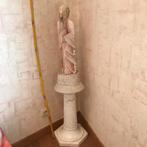 Statue et colonne en pierre d'albâtre, Enlèvement