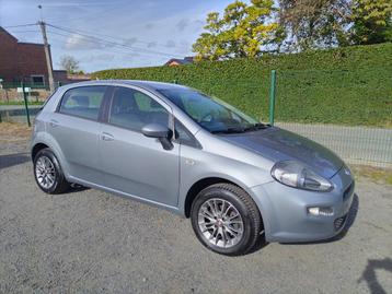 Fiat Punto 1.2 i - Nieuwe distributie + 12 maanden garantie beschikbaar voor biedingen