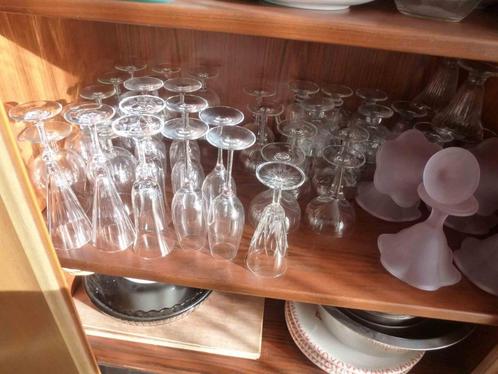 verres en Cristal JG DURAND + autres verres bières etc., Maison & Meubles, Cuisine | Vaisselle, Comme neuf, Service complet, Autres styles