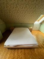 Bed 160x200 incl. lattenbodem, matras en 2 nachtkastjes, Huis en Inrichting, Slaapkamer | Bedden, Ophalen, Gebruikt, Beige, Tweepersoons