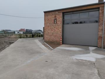 Ardooie, Te HUUR: Magazijn 140m² voor stalling mobilhomes beschikbaar voor biedingen