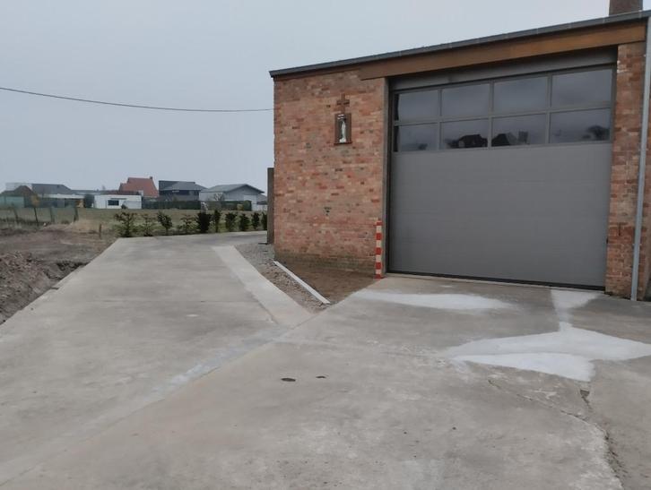 Ardooie, Te HUUR: Magazijn 140m² voor stalling mobilhomes, Caravans en Kamperen, Mobilhomes, Particulier, Ophalen