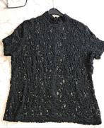 mooi zwart kanten bloesje met ritsje achterkant mt 44, Ophalen of Verzenden, Zo goed als nieuw, Zwart