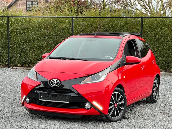 Toyota Aygo X-Style Cabrio 1.0i 69Pk 2016 Veel optie’s, Auto's, Toyota, Bedrijf, Te koop, Aygo, Bluetooth, Benzine, Euro 6, Berline