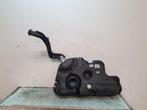 TANK Dacia Duster (SR) (|172022145R|172032617R|), Auto-onderdelen, Gebruikt, Dacia