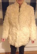 Veste fourrure blanche,agneau du Bearn,38/40 Gerard Darel, Maison & Meubles, Enlèvement, Comme neuf