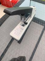 Nietjesmachine, Zakelijke goederen, Kantoor en Winkelinrichting | Kantoorartikelen, Ophalen, Gebruikt