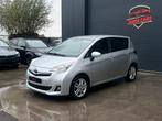Toyota Verso-S 1.33 VVT-i Automaat S Life, Auto's, Toyota, Automaat, Monovolume, 4 cilinders, https://public.car-pass.be/vhr/6efcc46b-dbf6-4e4e-8b4a-2cedf6d592a4