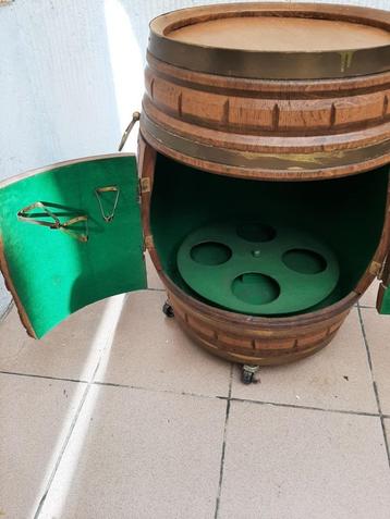 BAR MEUBEL TON IN EIK  beschikbaar voor biedingen