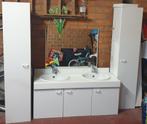 Badkamer meubel met dubbele kranen kasten en spiegel, Huis en Inrichting, Badkamer | Badkamermeubels, Ophalen, Zo goed als nieuw