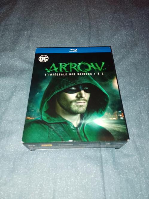 Te koop in een volledige Blu-ray-dvd-box van seizoen 1 tot 3, Cd's en Dvd's, Dvd's | Tv en Series, Zo goed als nieuw, Science Fiction en Fantasy