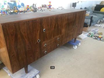 lange vintage dressoir beschikbaar voor biedingen