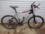 VTT MINERVA Mountain SHIMANO freins disque roues transmissio, Gebruikt, Hardtail, Heren, 53 tot 57 cm