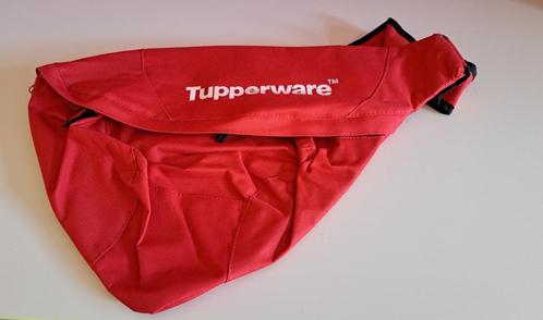 Tupperware - Rugzak - Schouderband - Rood, Handtassen en Accessoires, Tassen | Rugtassen, Nieuw, Overige merken, 25 tot 40 cm