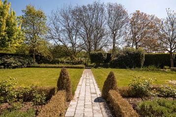 Huis te koop in Ninove, 4 slpks beschikbaar voor biedingen