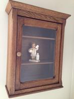 Antiek kastje om op te hangen!, Antiek en Kunst, Antiek | Meubels | Kasten, Ophalen of Verzenden