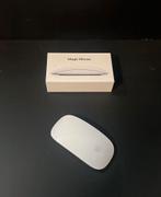 Souris Apple Magic Mouse V2, Computers en Software, Muizen, Ophalen, Zo goed als nieuw, Muis