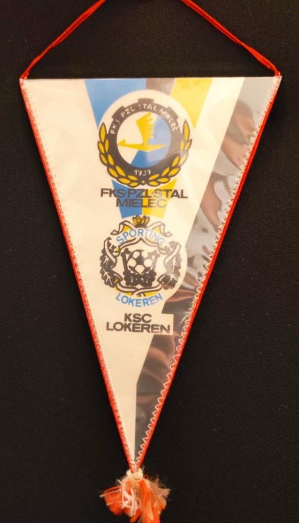 KVC KV BRUGGE fanion vintage football banderin pennant wimpel EUR 7,50 - FR