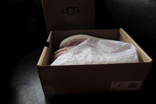 echte Ugg's (vollledig leder) Maat 36, Vêtements | Femmes, Chaussures, Neuf, Sneakers et Baskets, Rose, Enlèvement ou Envoi