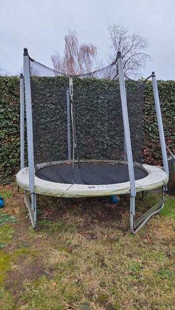 Trampoline
