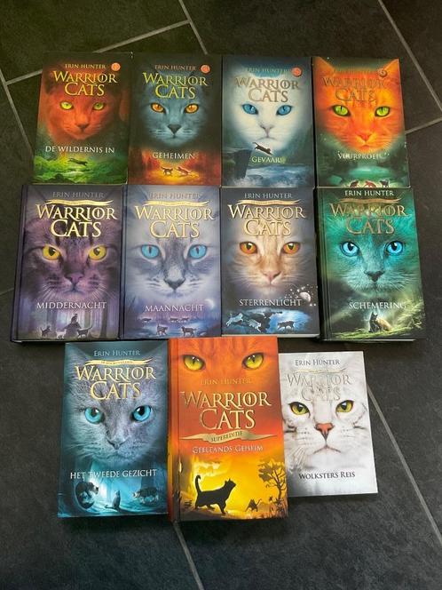 Reeks boeken Warrior Cats - Fantasy Young Adult, Livres, Fantastique, Comme neuf, Enlèvement ou Envoi