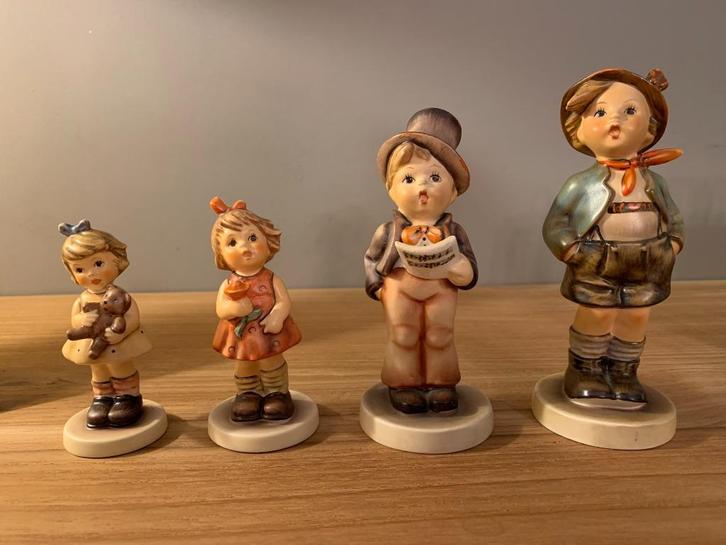 Hummels, Verzamelen, Beelden en Beeldjes, Ophalen of Verzenden