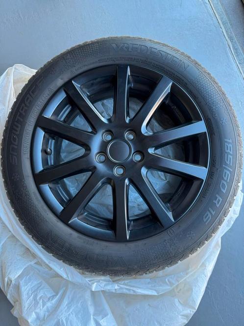 4 Autec zwartematte 16 inch velgen + Vredestein winterbanden, Auto-onderdelen, Banden en Velgen, Band(en), Winterbanden, 16 inch