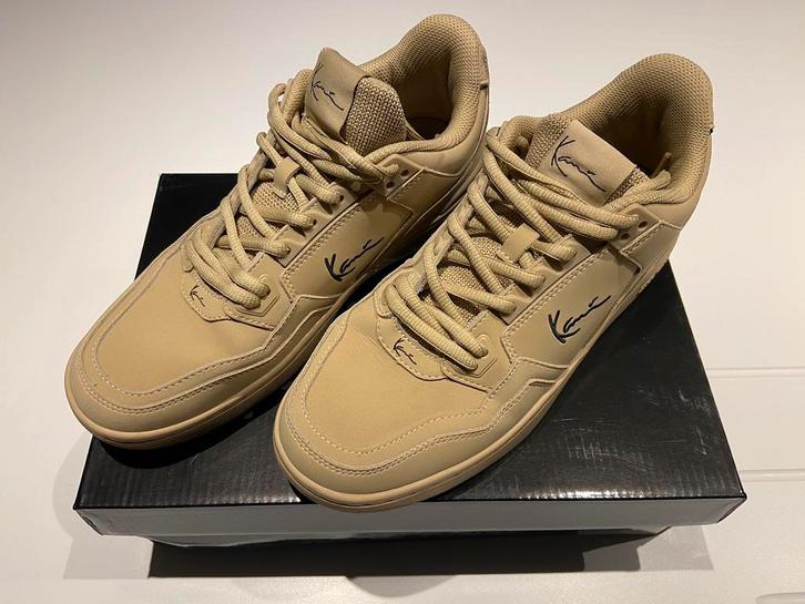 Karl Kani 89 LXRY PRM sneakers - Beige/zwart - maat 43, Vêtements | Hommes, Chaussures, Comme neuf, Baskets, Autres couleurs, Enlèvement ou Envoi