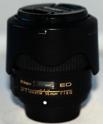 Nikon 35 mm 1.8 afs beschikbaar voor biedingen