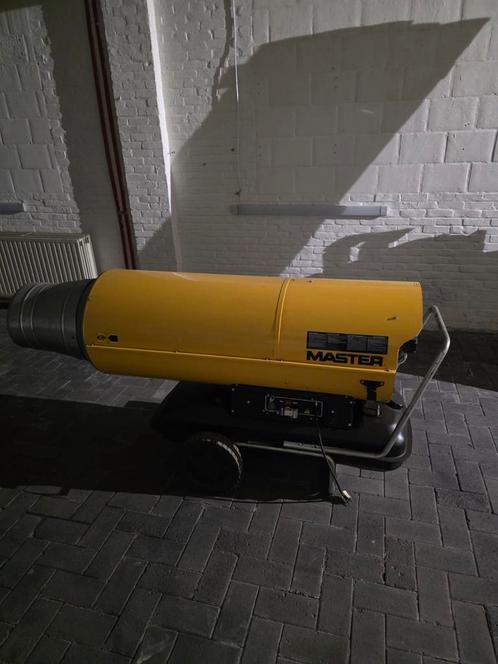 Krachtige Master B360 111KW !! mazout 3300m³/h als nieuw, Doe-het-zelf en Bouw, Verwarming en Radiatoren, Ophalen