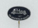 SP1887 Speldje De gele Rolls-Royce, Collections, Broches, Pins & Badges, Utilisé, Enlèvement ou Envoi
