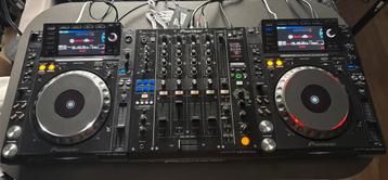 2x CDJ 2000 NEXUS + DJM 900 nexus + flightcase, Enlèvement, Utilisé, Platine, Pioneer