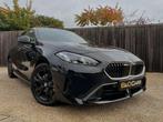 BMW 120 i Aut. M-SPORT H.U.D/ZETELVERW/CAM/FULL-LED.., Automaat, 1 Reeks, Gebruikt, Alcantara