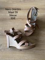 Sleehakken Nero Giardini maat 39, Vêtements | Femmes, Chaussures, Nero Giardini, Beige, Autres types, Enlèvement ou Envoi
