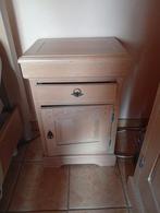 Grande commode et deux tables de chevets, Enlèvement, Utilisé