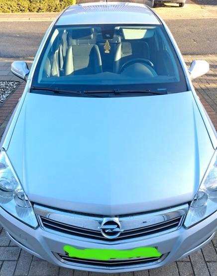 2e hands wagen Opel Astra, Autos, Opel, Particulier, Astra, Diesel, Euro 4, Hatchback, 5 portes, Boîte manuelle, Argent ou Gris