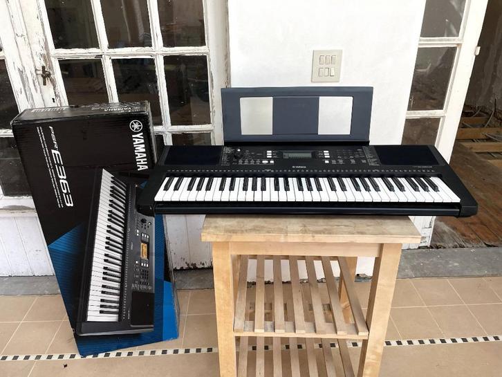 yamaha keyboard PSR-E363, Muziek en Instrumenten, Synthesizers, Zo goed als nieuw, 61 toetsen, Yamaha, Ophalen